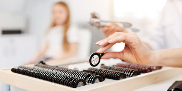 Imagen ¿Qué es un optometrista? | Asociación Española de Optometristas Unidos